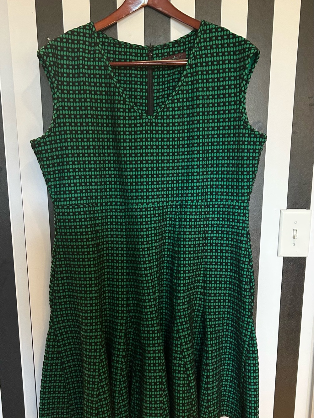 Green and Black Patterned Women’s Dress